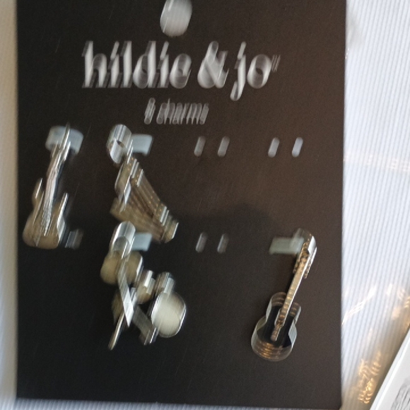 Assorted Charm Collection - Picture 4 of 8